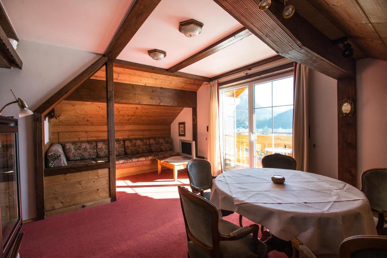 Gasthof Zum Hirschen Hotel Altaussee Ruang foto